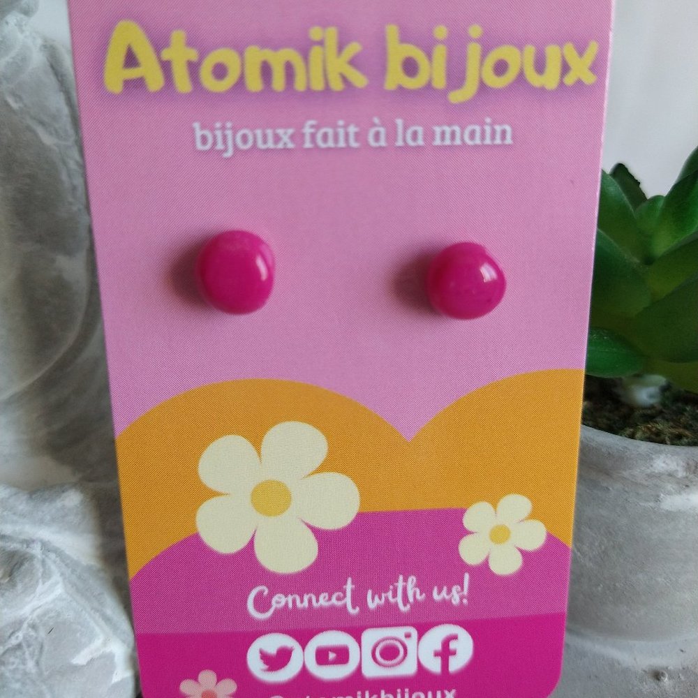 Boucles d’oreilles en argile polymère faites à la main. Handmade polymer clay